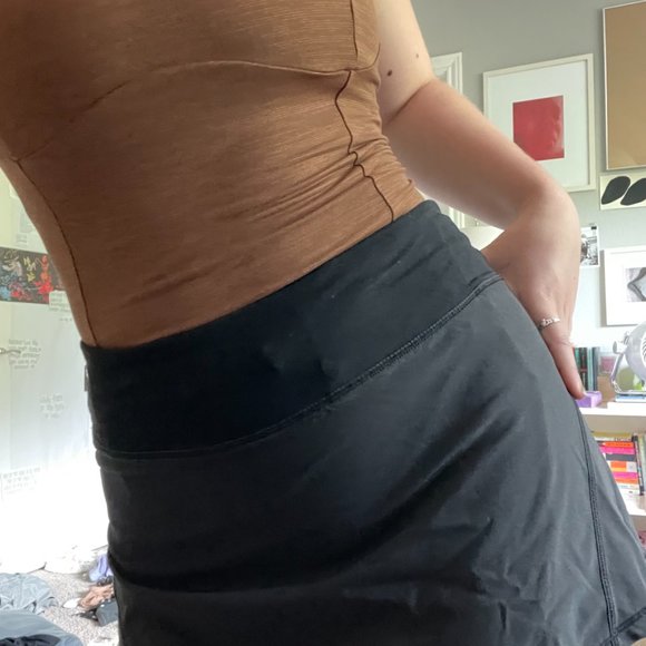 black lulu lemon tennis skirt - Picture 6 of 6